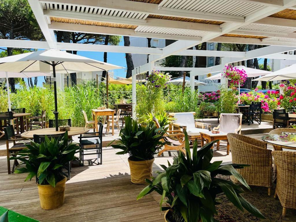 Hotel Saraceno Resort With Private Beach Мілано-Маріттіма Екстер'єр фото