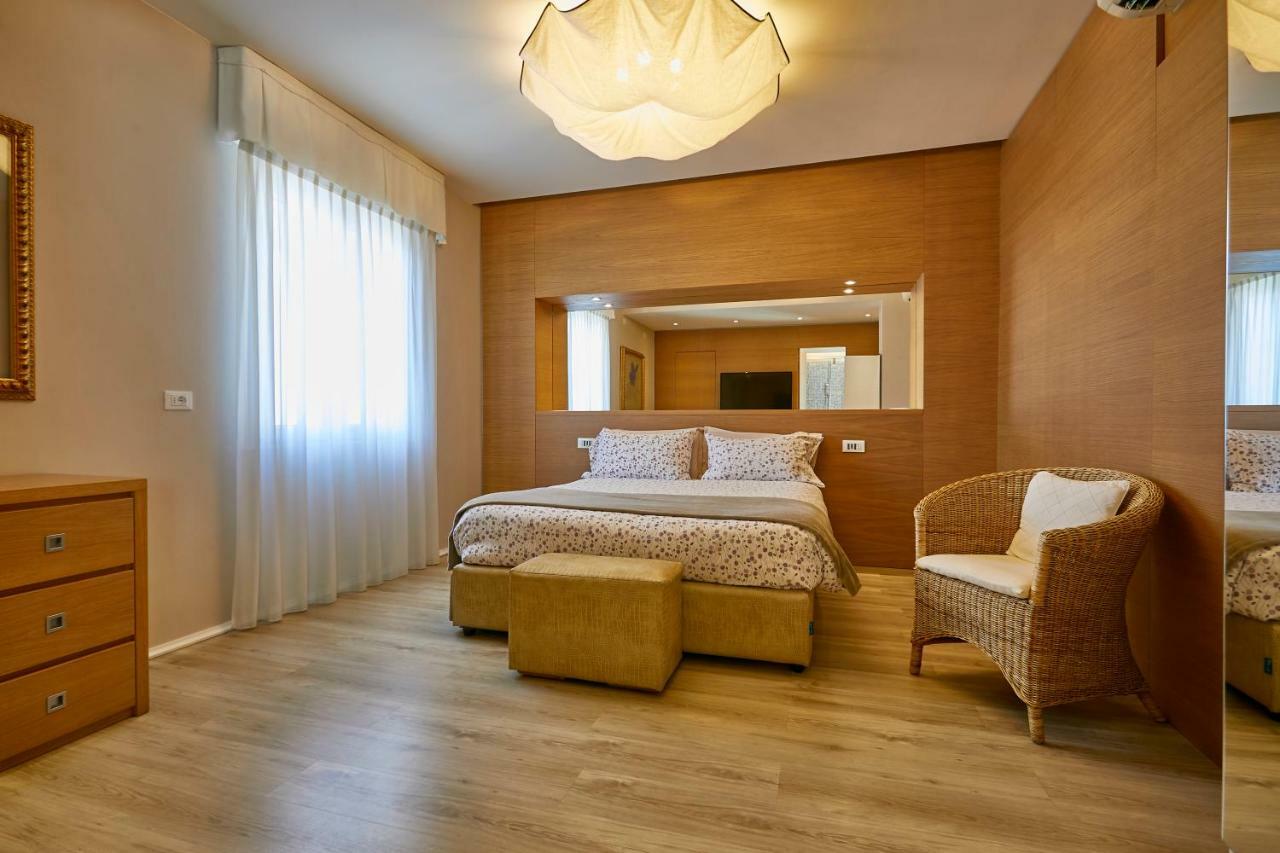 Hotel Saraceno Resort With Private Beach Мілано-Маріттіма Екстер'єр фото